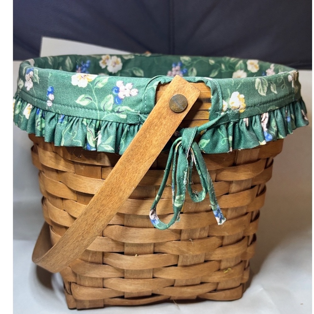Longaberger Vintage 1997 Retired Handwoven Basket Green Floral Liner 11x12